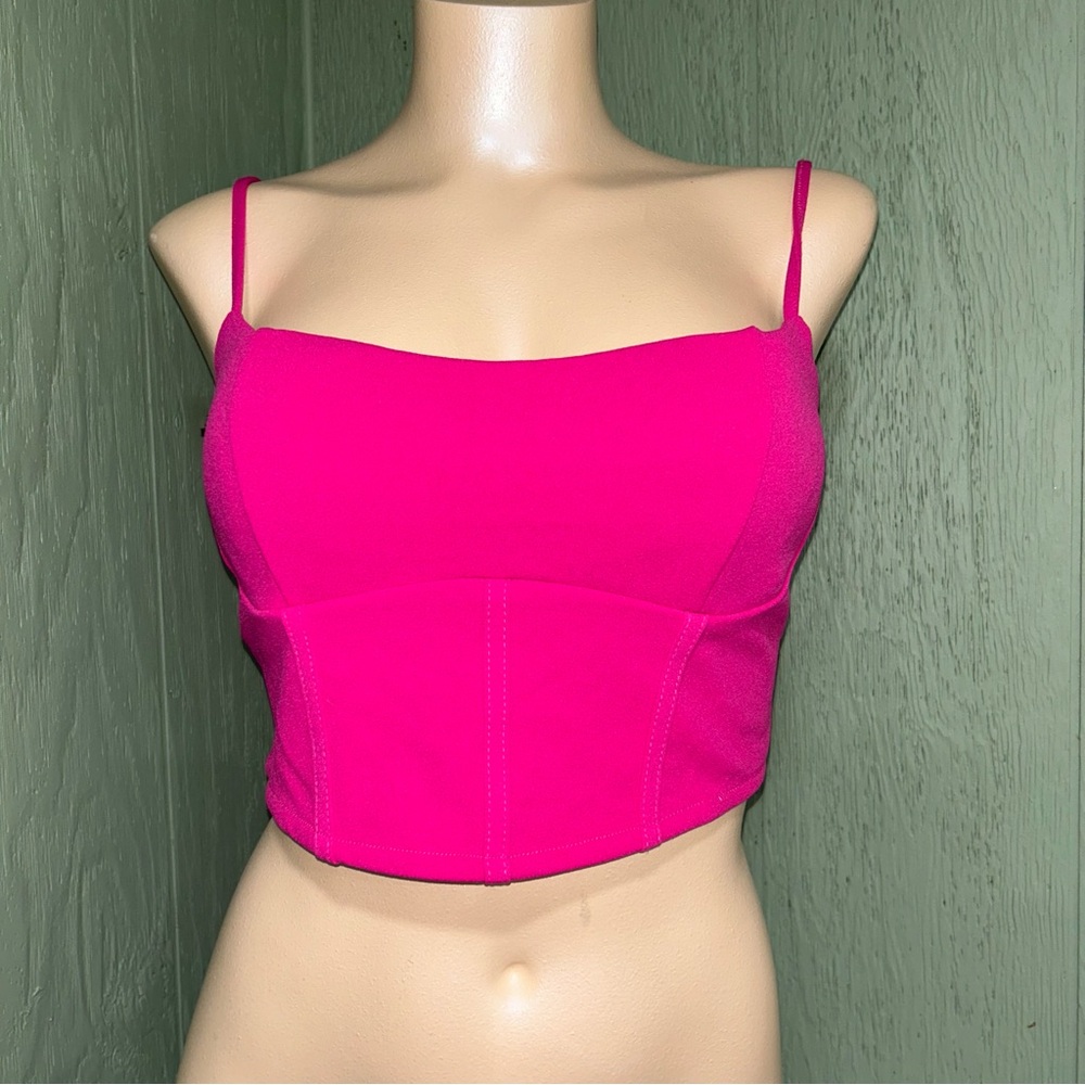 NWOT HOT PINK thirty thirty crop tank woman’s Large